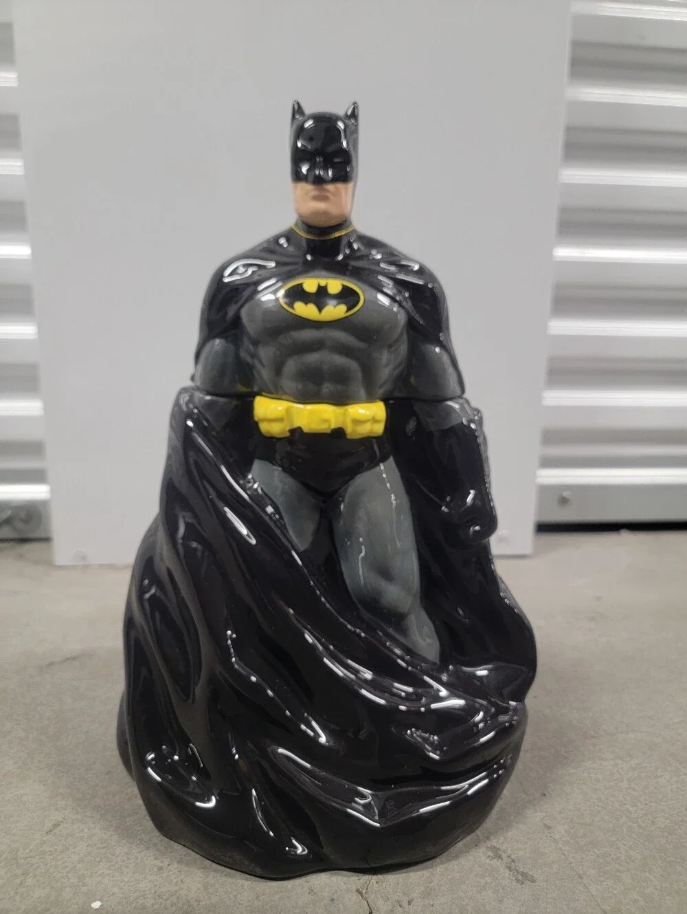 ** COLLECTIBLE ** Batman Ceramic Cookie Jar